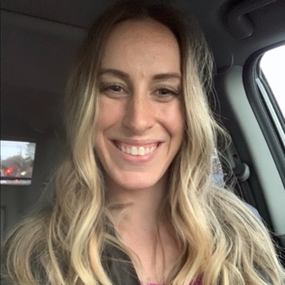 Meet your Posher, Jaclyn